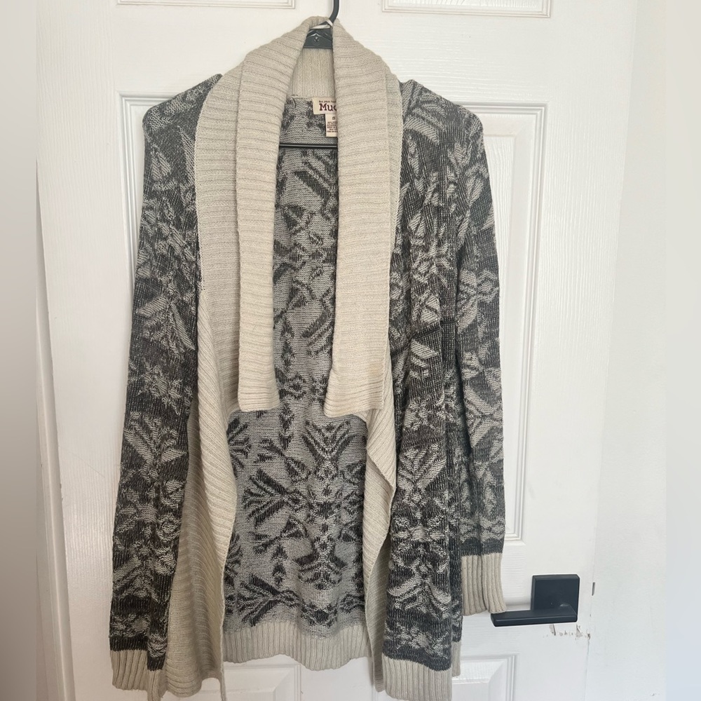 Gray cardigan